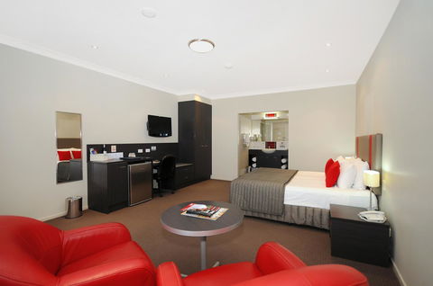 Platinum International - Australian Directory 19