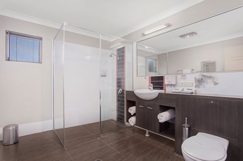 Platinum International - Australian Directory 17