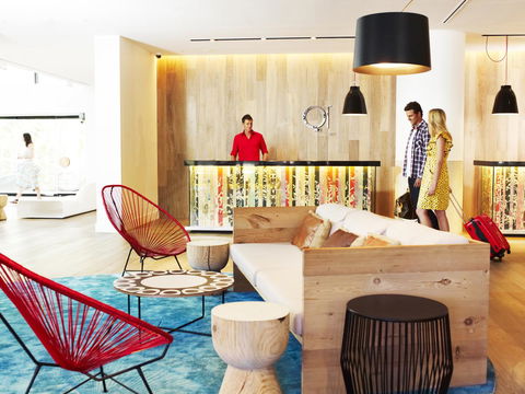 QT Gold Coast - Australian Directory 42