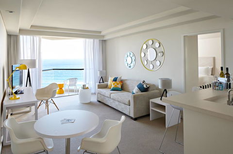 QT Gold Coast - Australian Directory 7