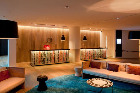 QT Gold Coast - Australian Directory 41