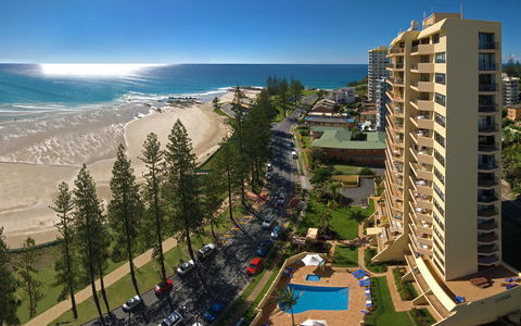 Columbia Beachfront Apartments On Rainbow Bay - Australian Directory 0