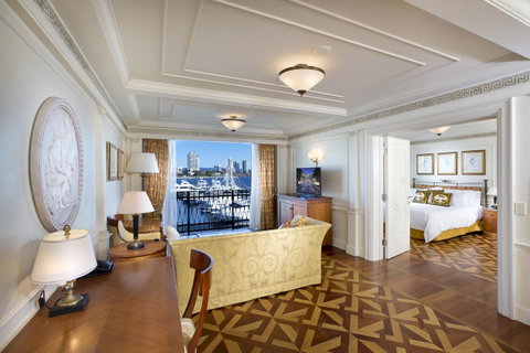 Imperial Hotel Gold Coast - Australian Directory 5