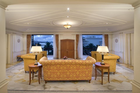 Imperial Hotel Gold Coast - Australian Directory 19