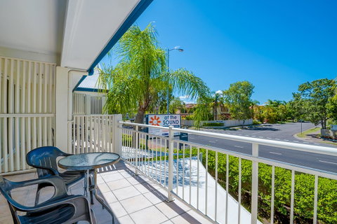 At The Sound Noosa Motel - Australian Directory 33