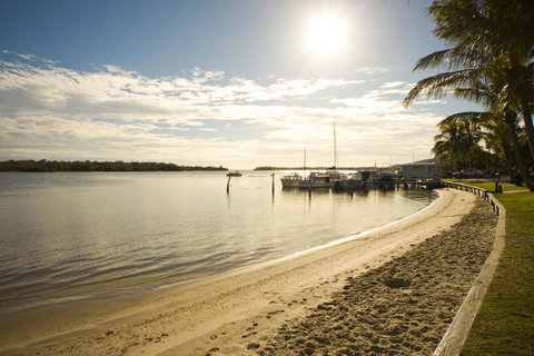 At The Sound Noosa Motel - Australian Directory 12