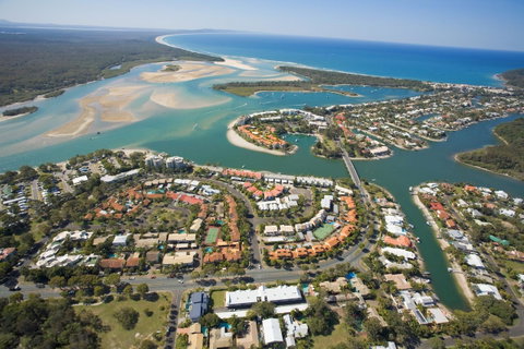 At The Sound Noosa Motel - Australian Directory 11