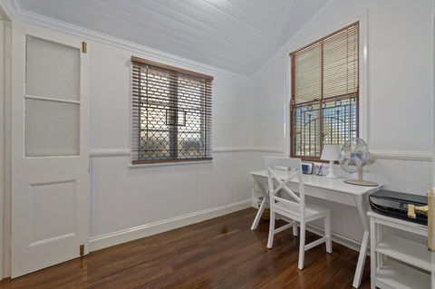 Frangipani House - Australian Directory 17