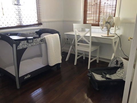 Frangipani House - Australian Directory 18