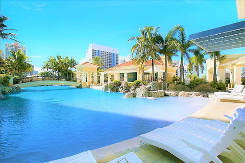 The Towers Of Chevron Renaissance - Holidays Gold Coast - Australian Directory 7