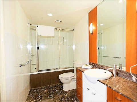 The Towers Of Chevron Renaissance - Holidays Gold Coast - Australian Directory 35