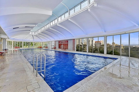 The Towers Of Chevron Renaissance - Holidays Gold Coast - Australian Directory 9
