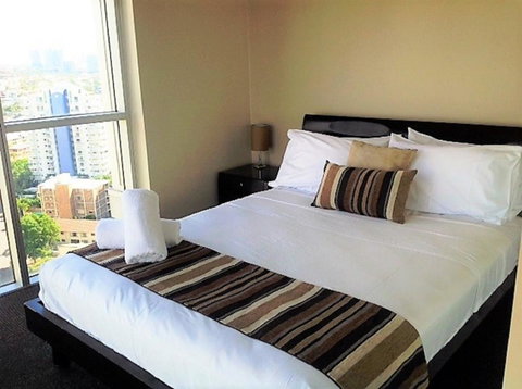 The Towers Of Chevron Renaissance - Holidays Gold Coast - Australian Directory 37