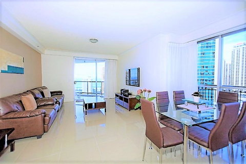 The Towers Of Chevron Renaissance - Holidays Gold Coast - Australian Directory 30