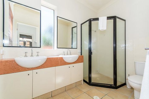 Hepburn Holiday Haven - Australian Directory 16