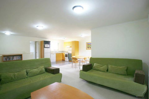 Noosa Holiday Accommodation - Australian Directory 1