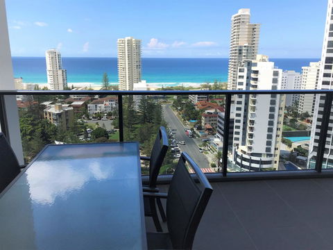 Qube Broadbeach Ocean View Apartments - Australian Directory 28