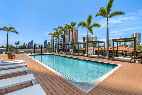 Qube Broadbeach Ocean View Apartments - Australian Directory 8