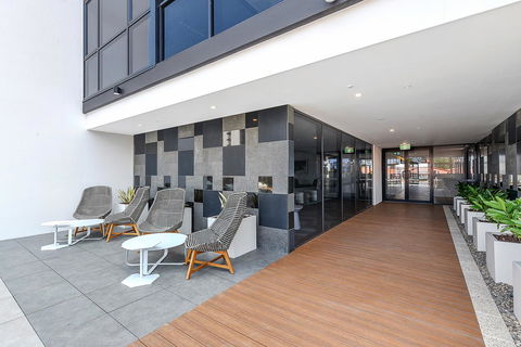 Qube Broadbeach Ocean View Apartments - Australian Directory 7