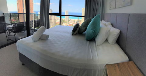 Qube Broadbeach Ocean View Apartments - Australian Directory 23
