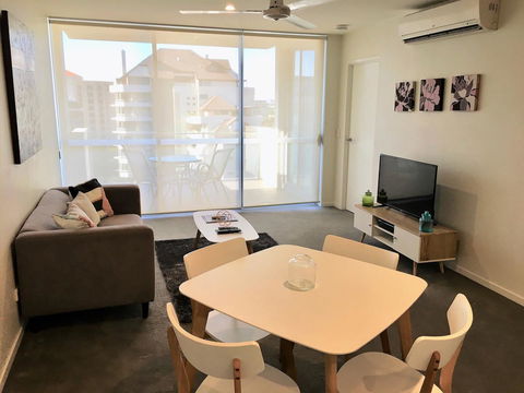 Mowbray East Apartments - Australian Directory 15
