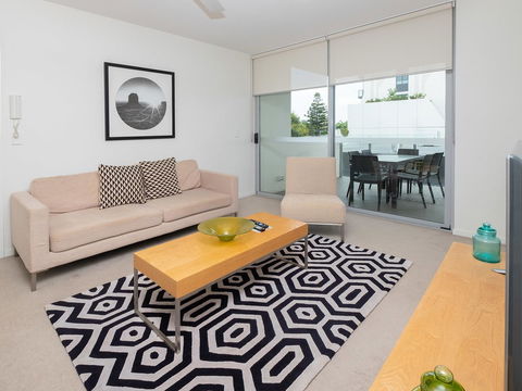 Mowbray East Apartments - Australian Directory 23