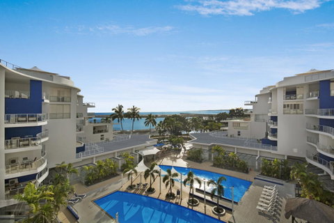 Oaks Hervey Bay Resort And Spa - Australian Directory 1