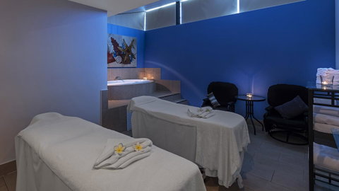 Oaks Hervey Bay Resort And Spa - Australian Directory 10