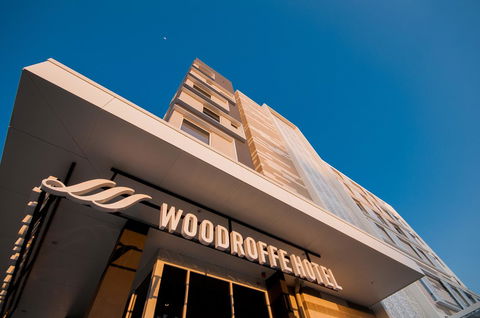 Woodroffe Hotel - Australian Directory 19