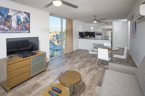 Direct Collective - Pavilion And Governor On Brookes - Australian Directory 18