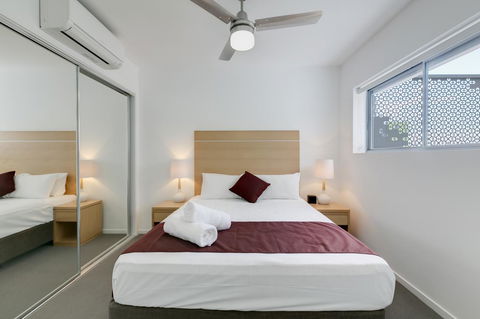 Direct Collective - Pavilion And Governor On Brookes - Australian Directory 11