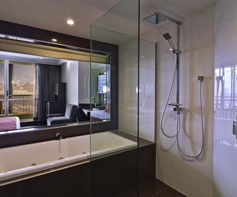 Novotel Surfers Paradise - Australian Directory 26