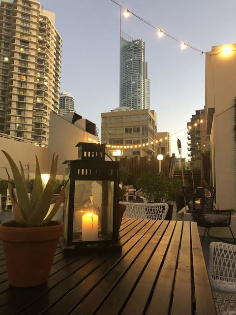 Novotel Surfers Paradise - Australian Directory 29