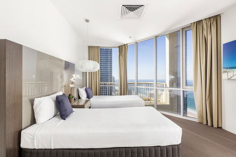Novotel Surfers Paradise - Australian Directory 2