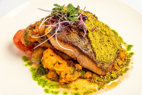 Ambassador On Ruthven - Australian Directory 32