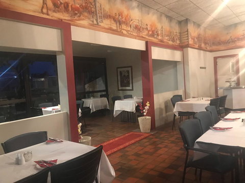 Emerald Central Hotel Official - Australian Directory 5