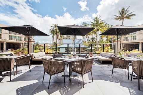 Novotel Cairns Oasis Resort - Australian Directory 32