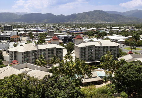 Novotel Cairns Oasis Resort - Australian Directory 38