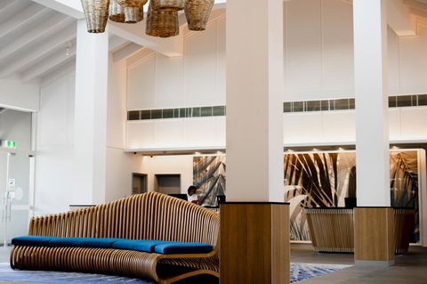 Novotel Cairns Oasis Resort - Australian Directory 5