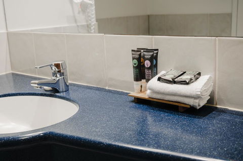 Novotel Cairns Oasis Resort - Australian Directory 24