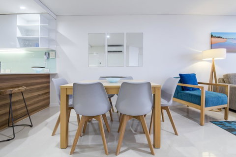 Coco Mooloolaba - Australian Directory 13
