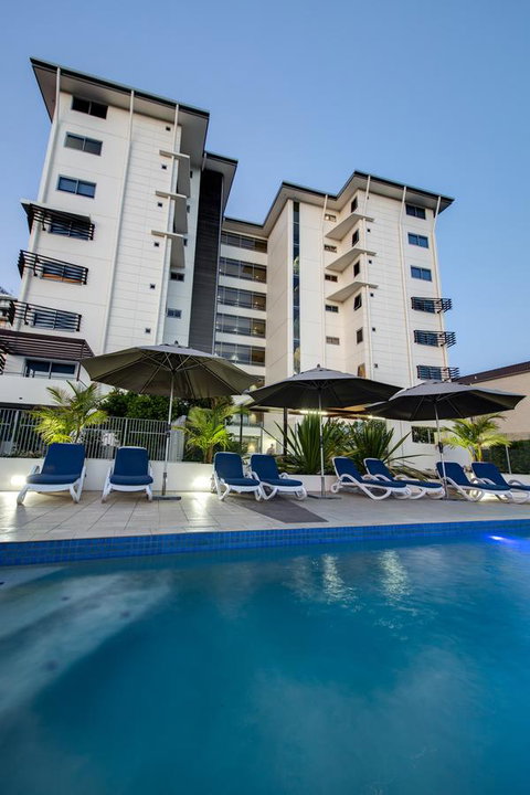 Coco Mooloolaba - Australian Directory 5