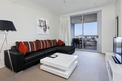 Mantra On The Quay - Australian Directory 26