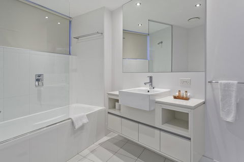 Mantra On The Quay - Australian Directory 7