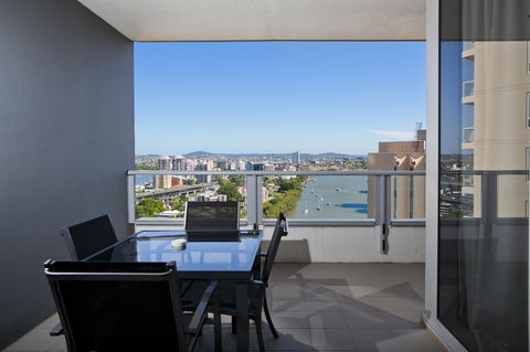 Mantra On The Quay - Australian Directory 28