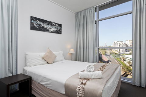 Mantra On The Quay - Australian Directory 10