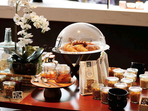 Amora Hotel Brisbane - Australian Directory 29