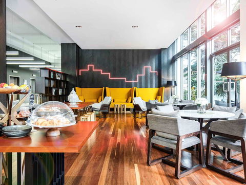 Amora Hotel Brisbane - Australian Directory 43