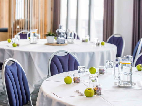 Amora Hotel Brisbane - Australian Directory 35