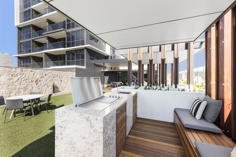 The Milton Brisbane - Australian Directory 12